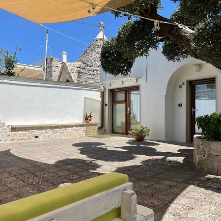 Вилла Il Trullo Di Nonno Licchio Альберобелло Экстерьер фото